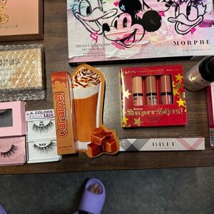 Morphe Mickey Friends Eyeshadow Palette